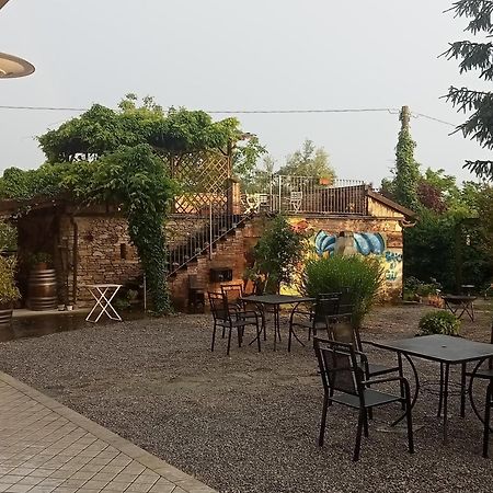 Agriturismo Bric Di Gai Monforte dʼAlba Esterno foto